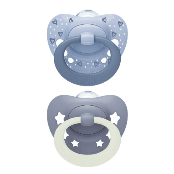 Nuk Πιπίλες Σιλικόνης Day and Night με Θήκη Μπλέ 6-18m 176.383