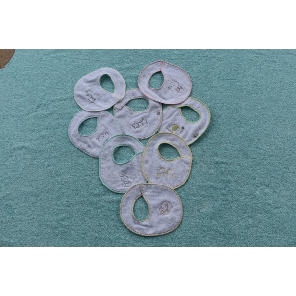 Figlio Bino Σαλιάρα μπουρνουζέ με κρατς κεντημένη 50-03