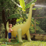 SunnyLife Παιχνίδι Φουσκωτό Dino Giant Sprinkler Into the Wild Khaki 26180175