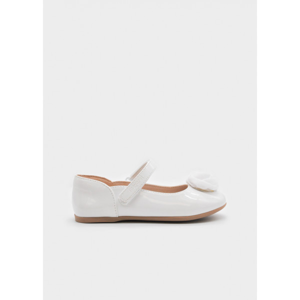 Mayoral Μπαρετα λουστρινι λουλουδι λευκο 26-43722-034 43722