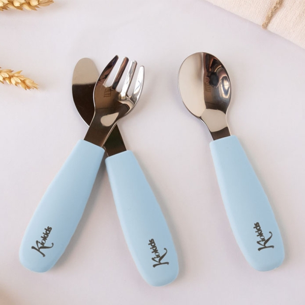 Kiokids Ανοξείδωτα Μαχαροπίρουνα με Λαβή Σιλικόνης Σιέλ 6+Μ. Σετ 3τμχ. 5716